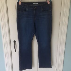 NWOT Levi’s Classic Bootcut Women’s Jeans (Plus Size) Size 16